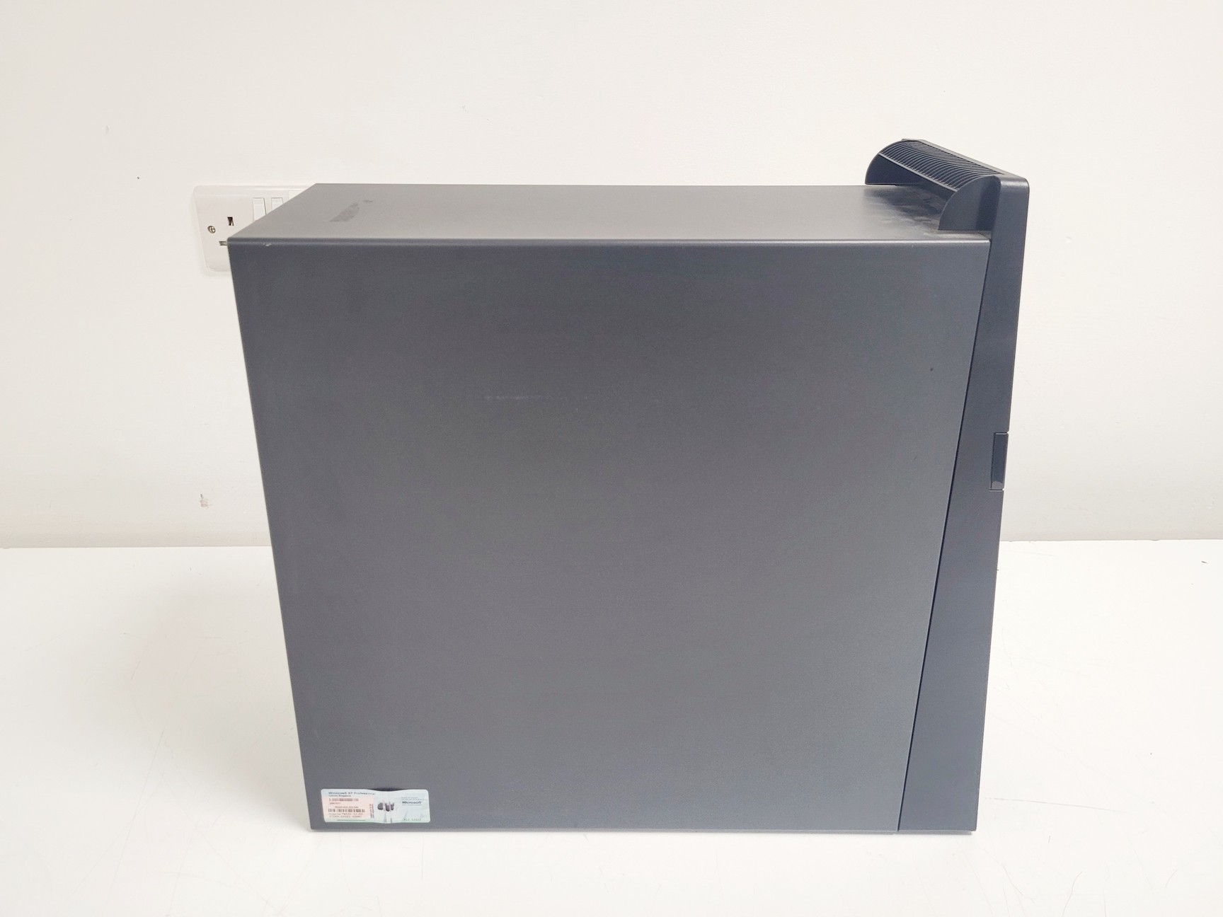 Image of Beckman Coulter CEQ 8000 Genetic Analysis System w/ PC & Software Lab