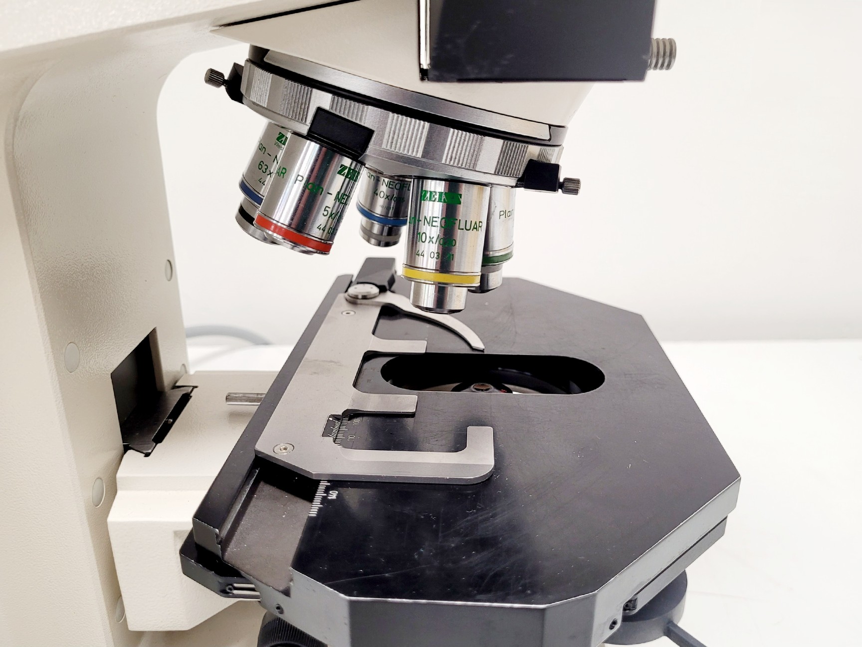 Image of Zeiss Axiophot Photomicroscope w/ HBO 100, G509159, 5 x Objectives 