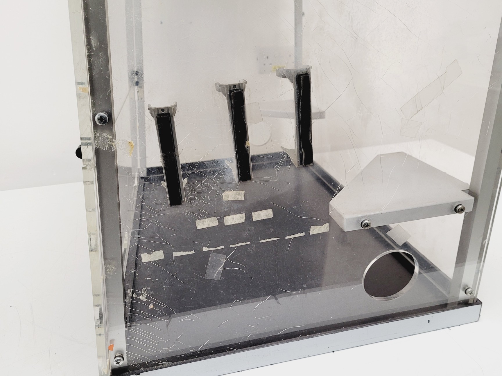 Image of Bigneat PCR Workstation (UV/HP) Lab