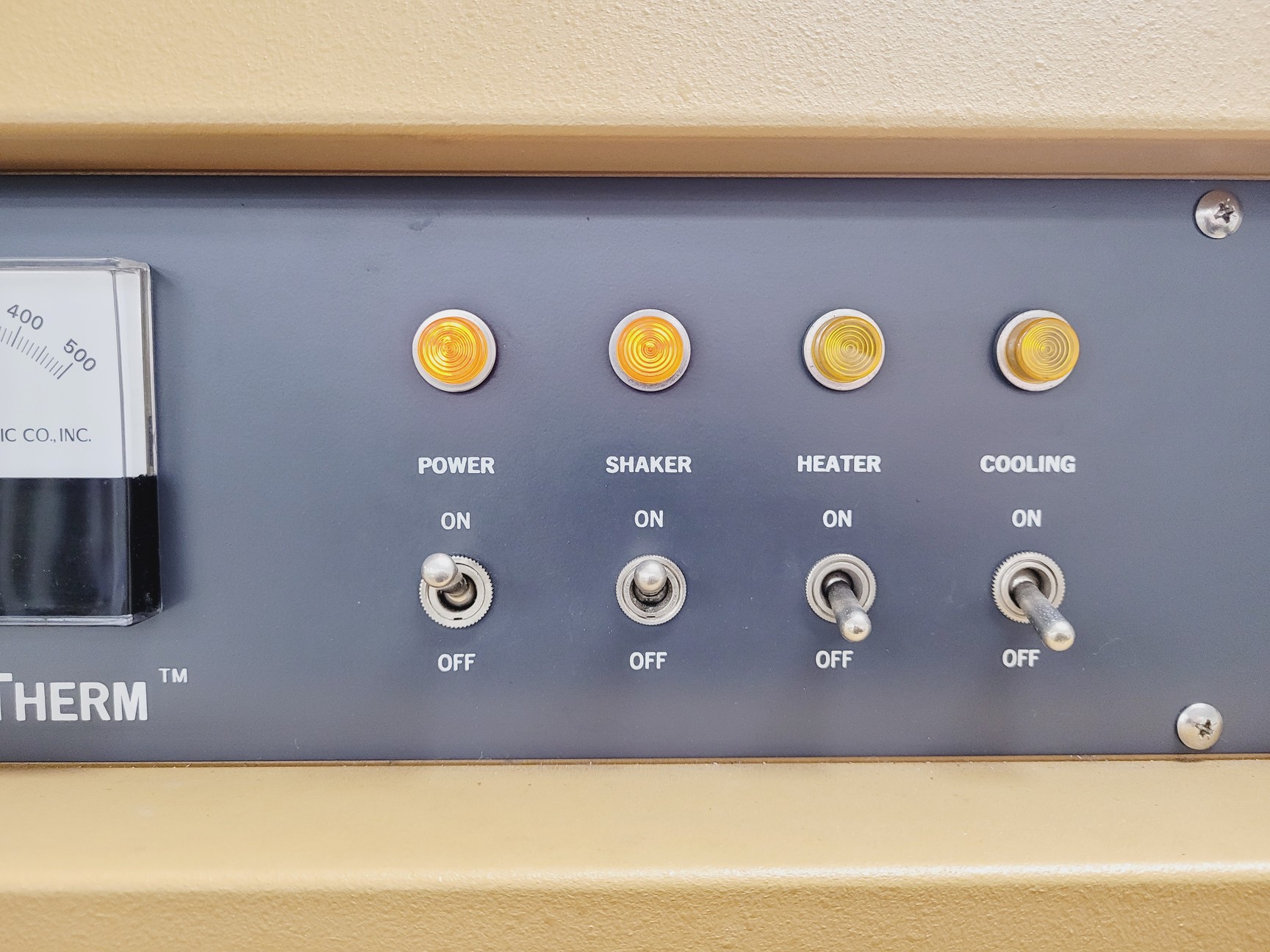 Image of New Brunswick Scientific G-26 Shaking Incubator Lab