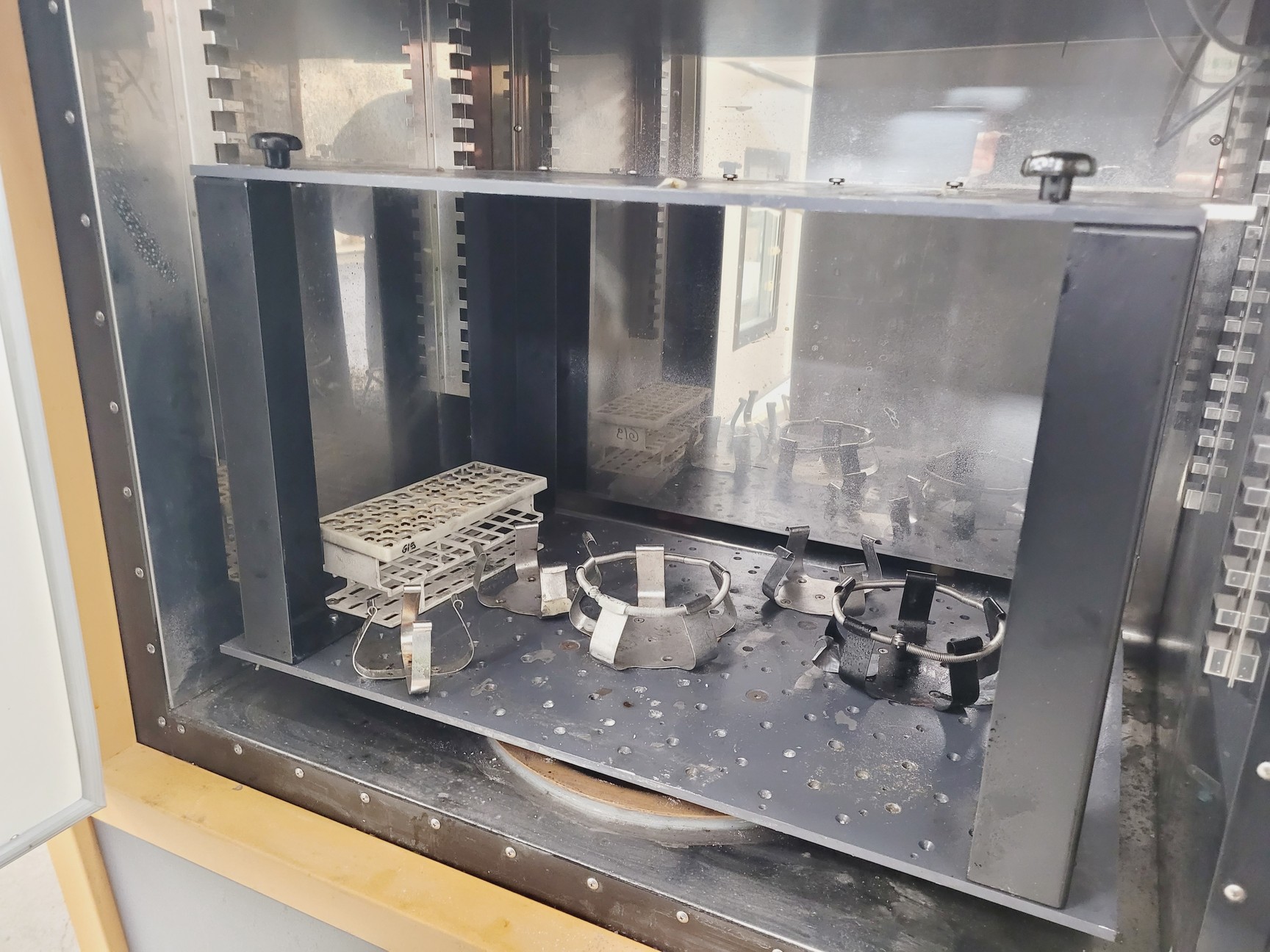 Image of New Brunswick Scientific G-26 Shaking Incubator Lab