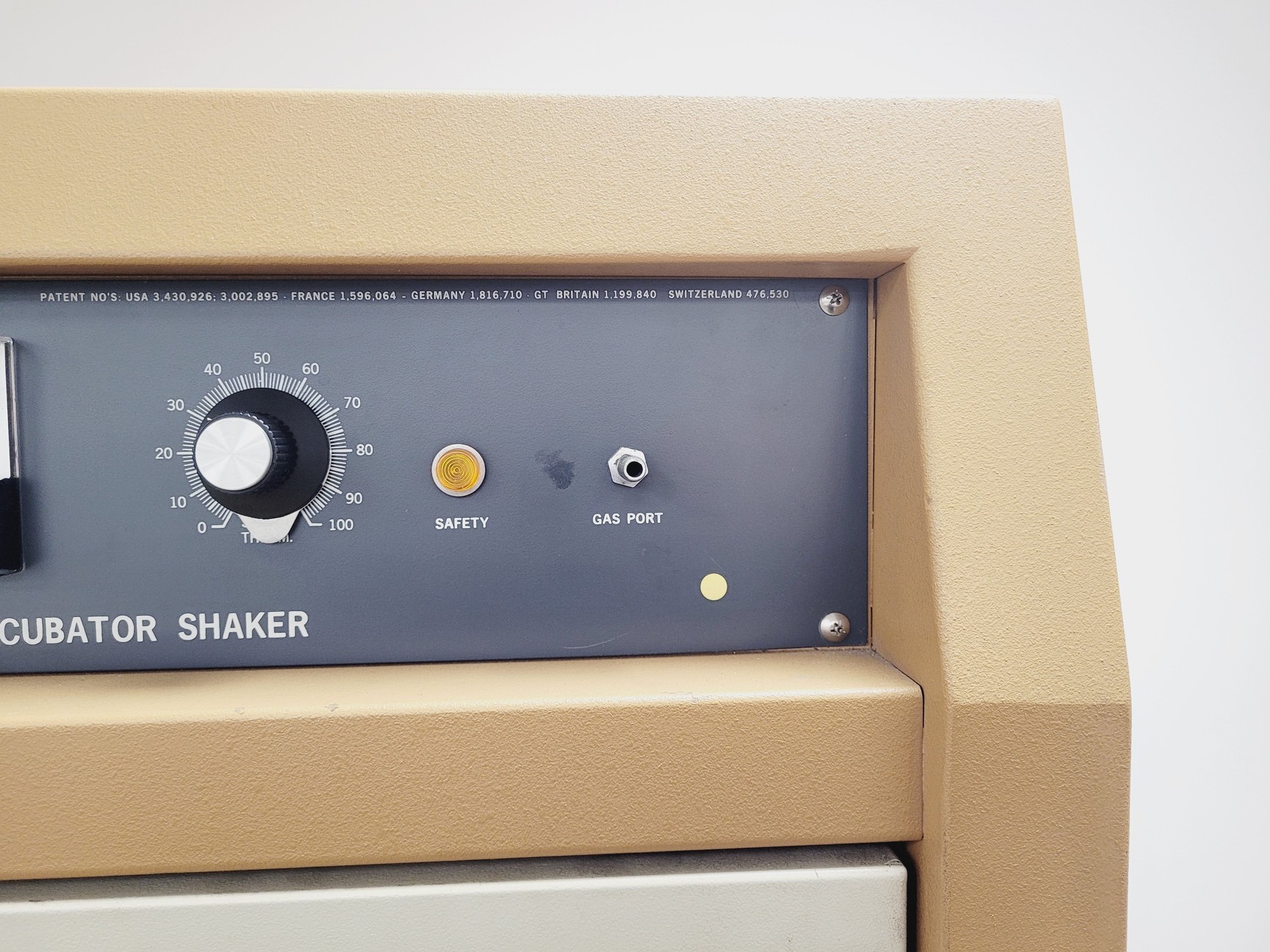 Image of New Brunswick Scientific G-26 Shaking Incubator Lab