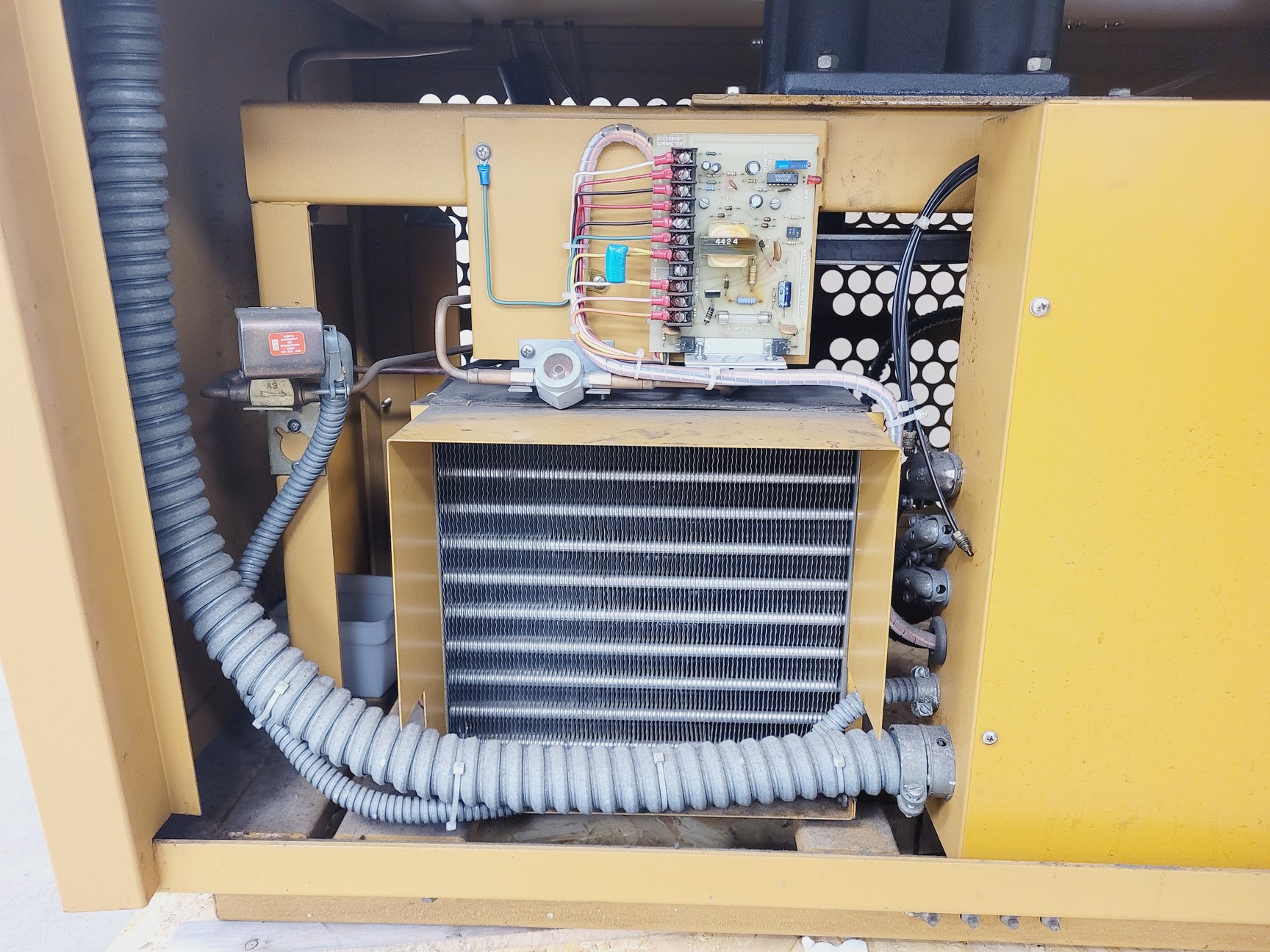 Image of New Brunswick Scientific G-26 Shaking Incubator Lab