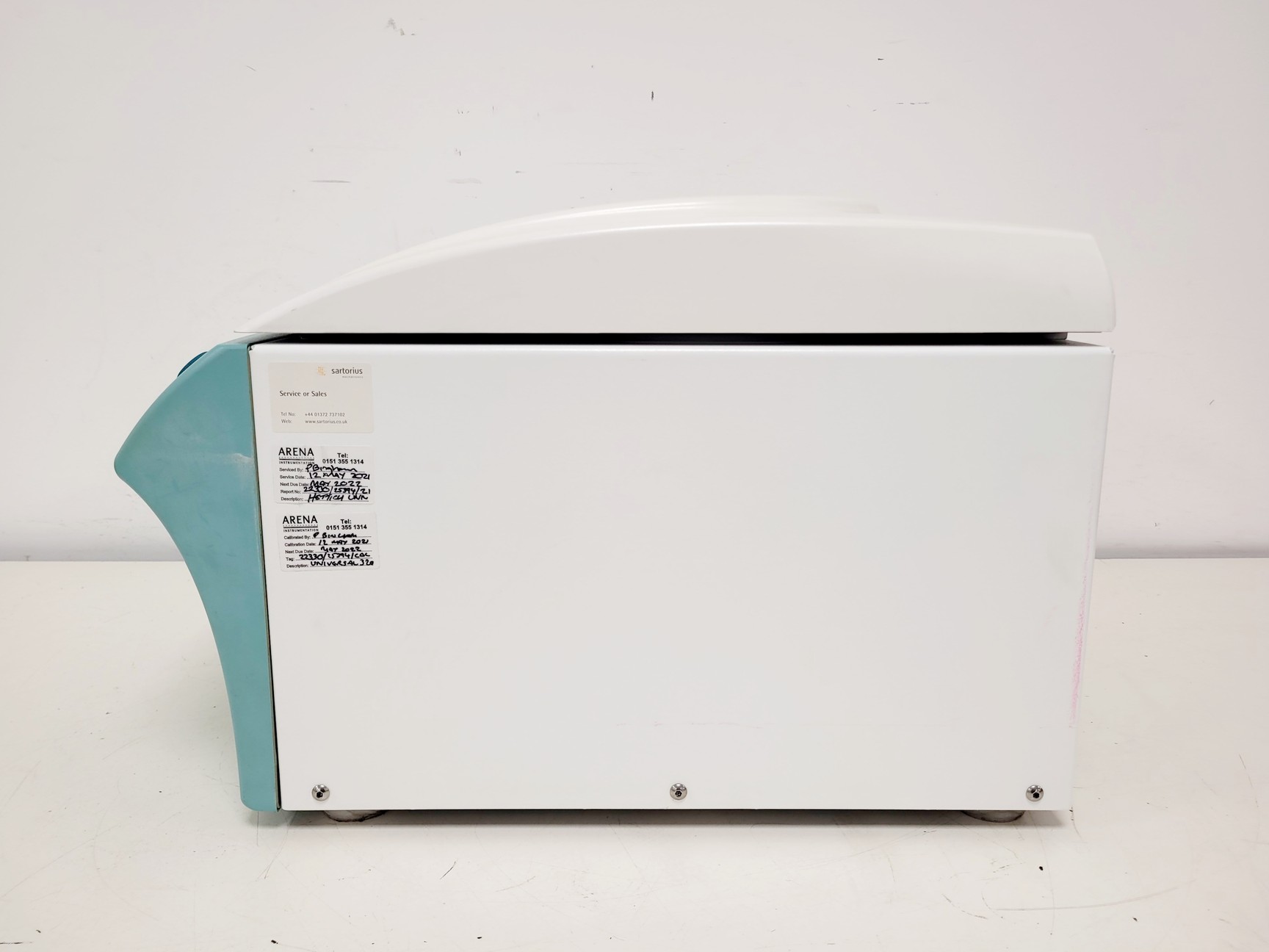 Image of Hettich Zentrifugen Universal 320 Benchtop Centrifuge