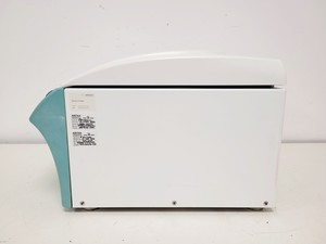 Thumbnail image of Hettich Zentrifugen Universal 320 Benchtop Centrifuge