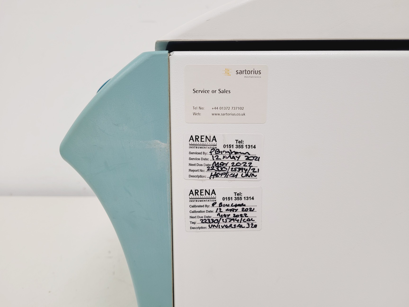 Image of Hettich Zentrifugen Universal 320 Benchtop Centrifuge