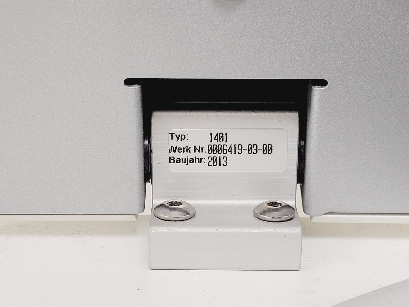 Image of Hettich Zentrifugen Universal 320 Benchtop Centrifuge
