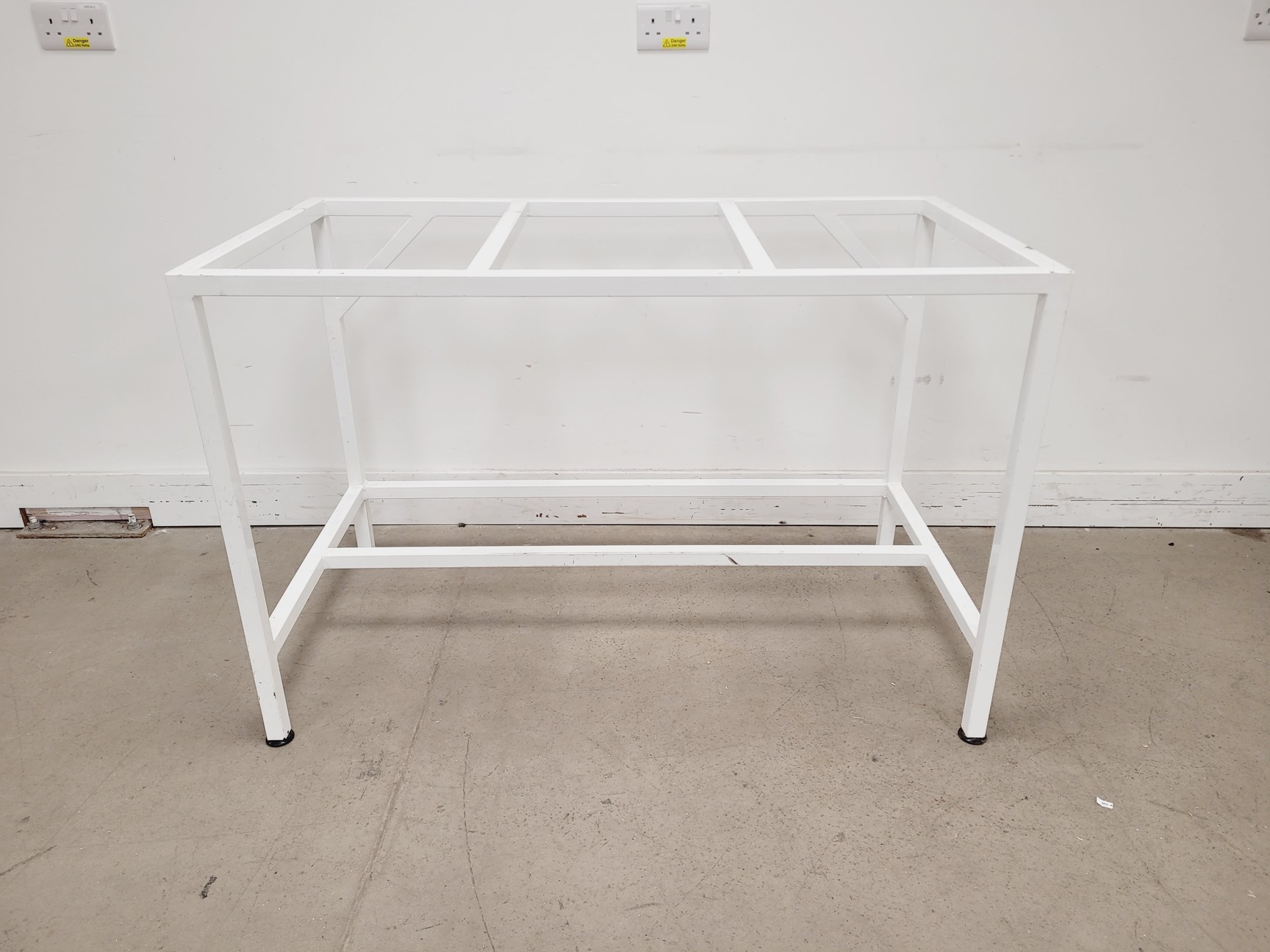 Image of Walker WALKCLII Class II Microbiological Safety Cabinet Lab