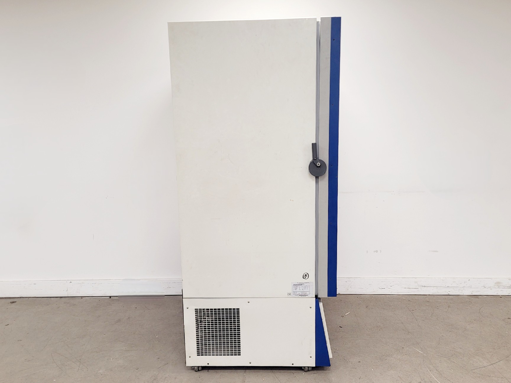 Image of GS Laboratory Equipment LIU-2586W29 -80 Freezer