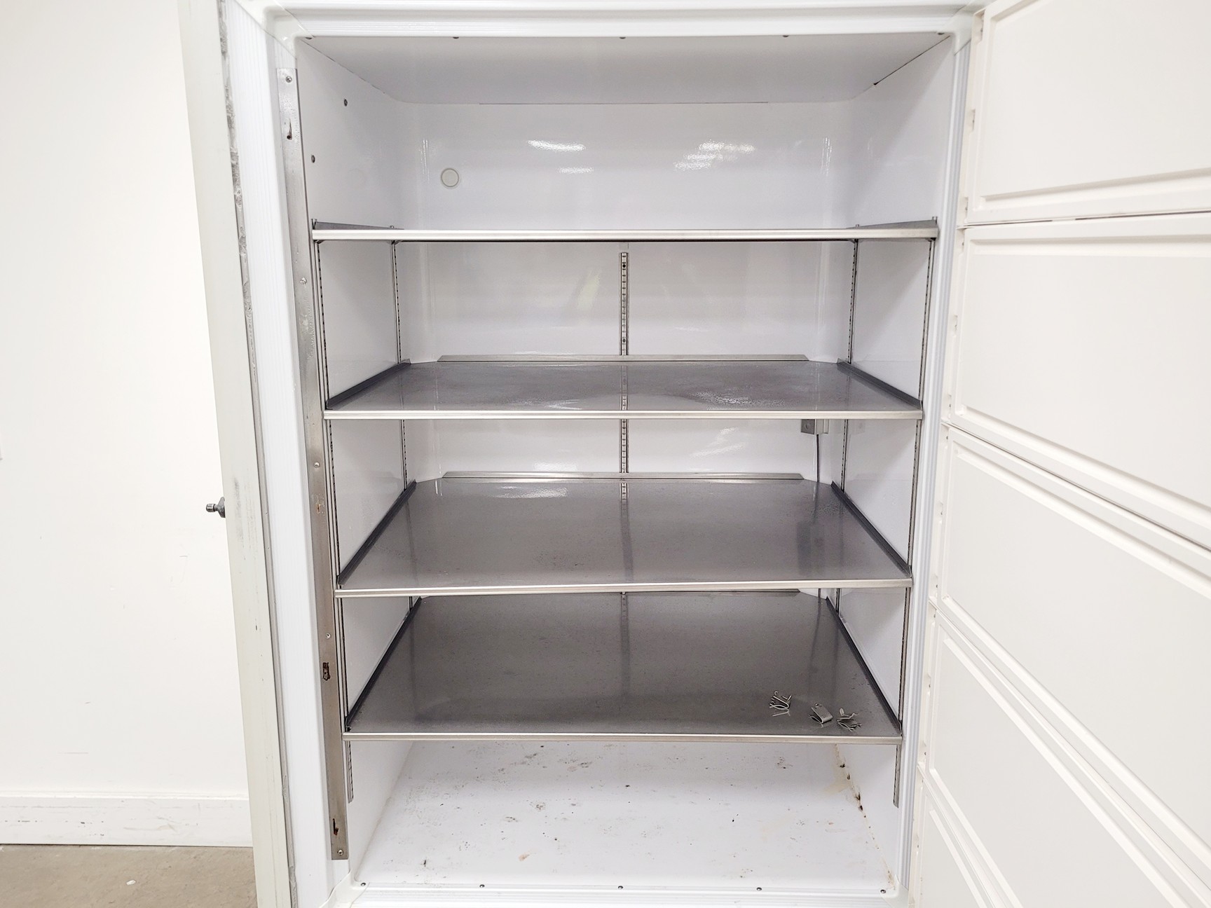 Image of GS Laboratory Equipment LIU-2586W29 -80 Freezer