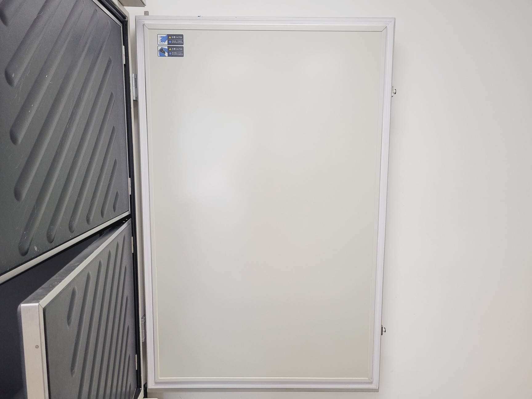 Image of Sanyo MDF-U70V Ultra-Low Temp Freezer -86 Lab