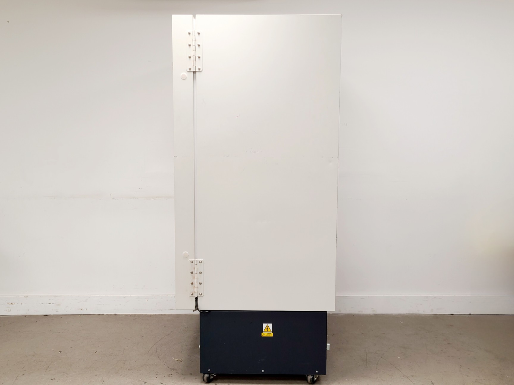 Image of New Brunswick Scientific U570 -86G Ultra Low Temp Freezer Lab