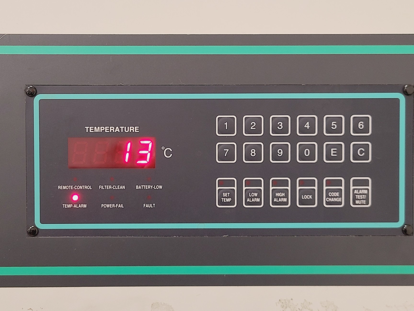 Image of New Brunswick Scientific U570 -86G Ultra Low Temp Freezer Lab