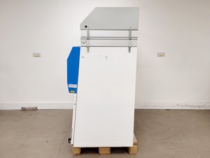 Thumbnail image of Walker Generation 3 Class II Safety Cabinet 1290mm w/ Stand Lab