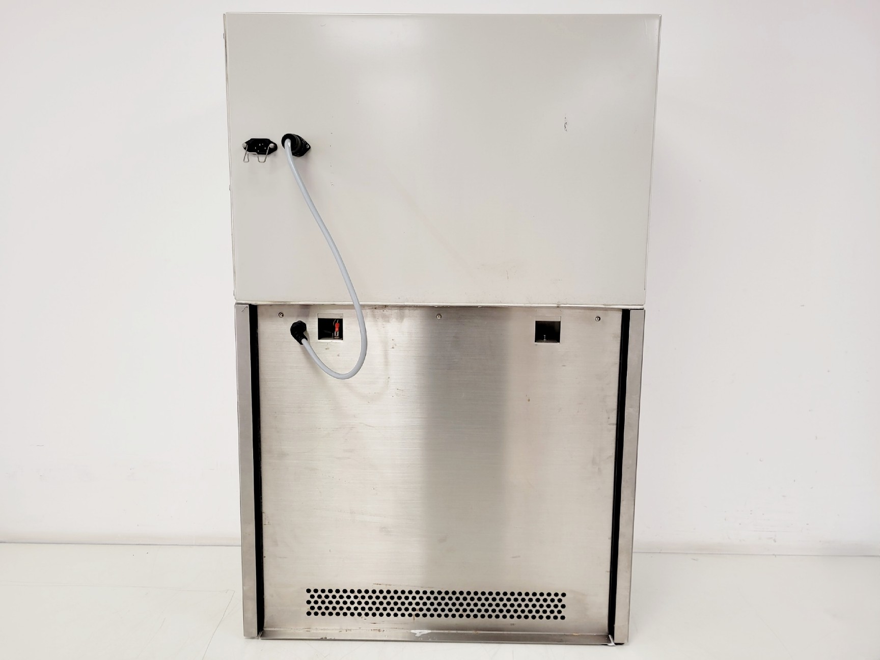 Image of Heraeus Laminair HV Mini Laminar Flow Workstation Lab