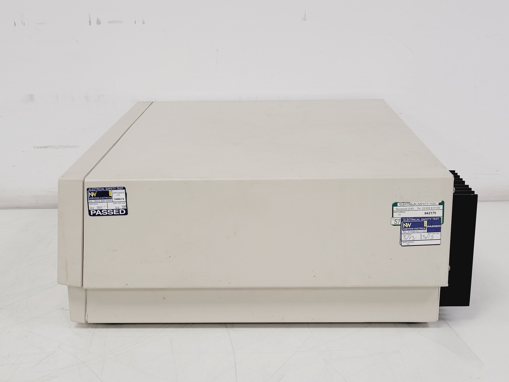 Image of Bio-Rad CHEF-DR III Pulsed Field Electrophoresis Complete System