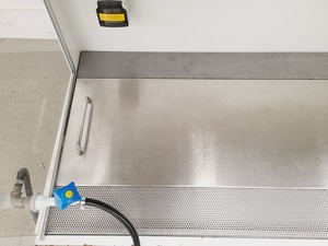 Thumbnail image of Microflow Laminar Flow Workstation Model VLF 20136 Lab