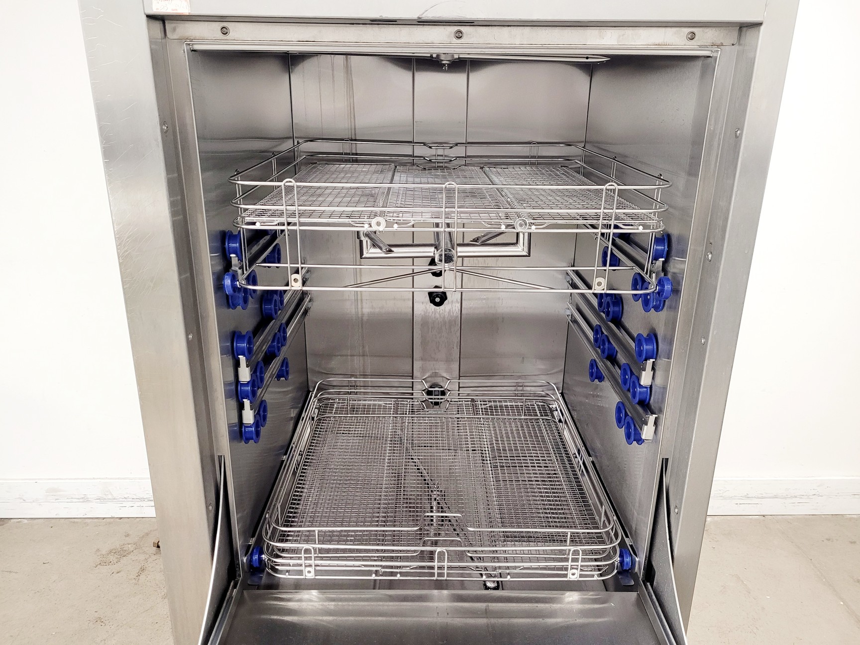 Image of Lancer 1400 LXP ULTIMA Series Laboratory Washer
