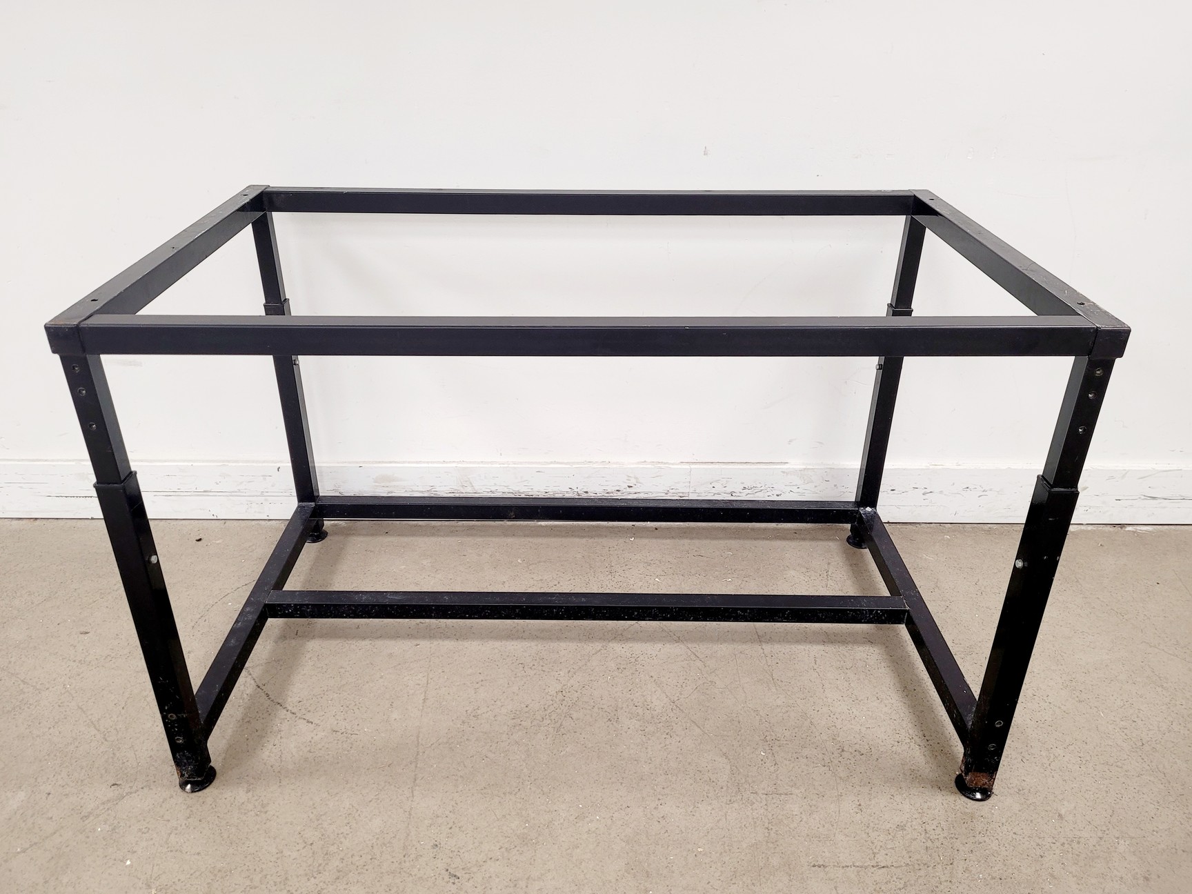 Image of Microflow Laminar Flow Cabinet Model VLF 256141L w/ StandLab