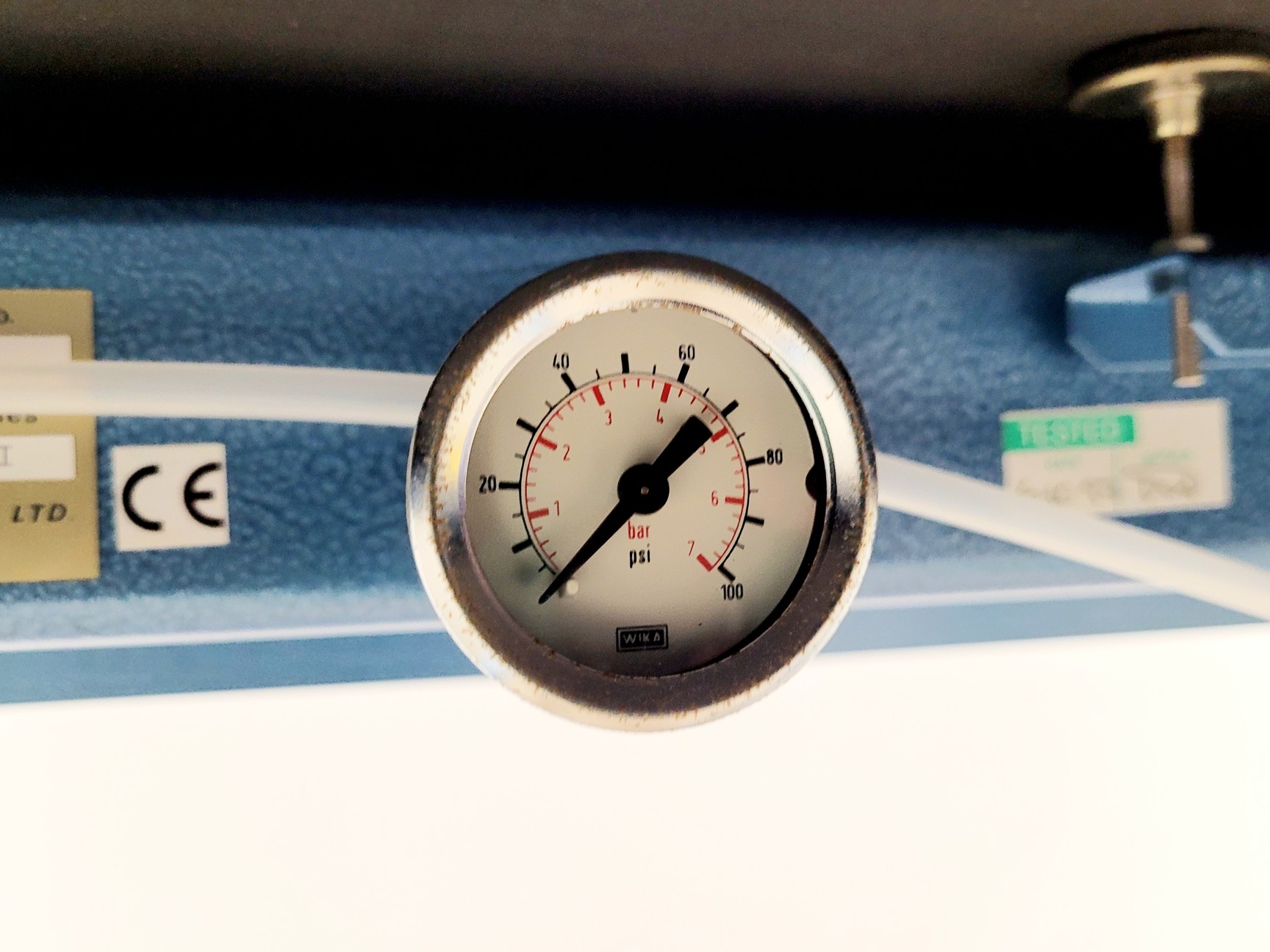 Image of Wentworth Laboratories Model AVT 701 Anti-Vibration Isolation Table
