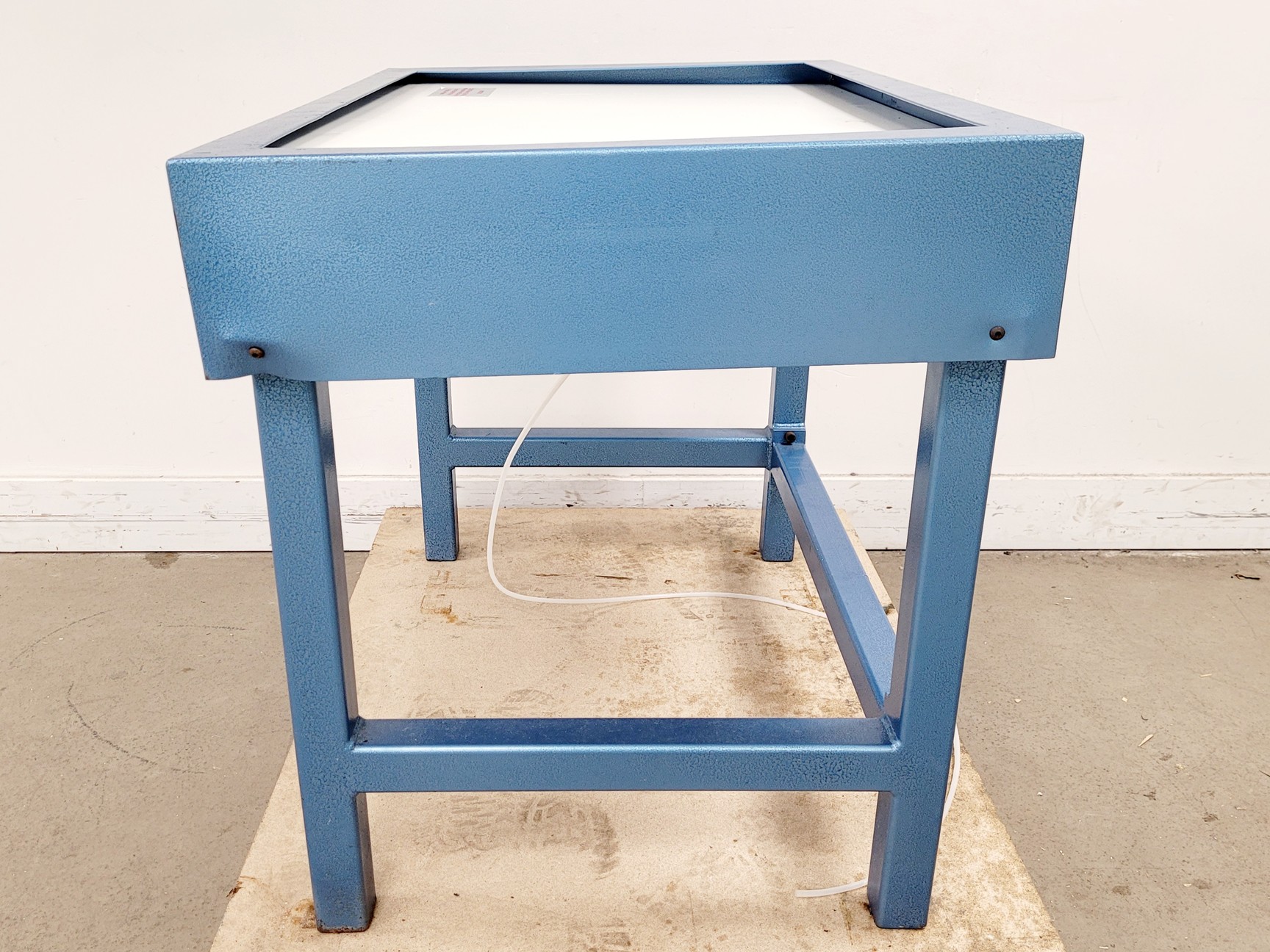 Image of Wentworth Laboratories Model AVT 701 Anti-Vibration Isolation Table