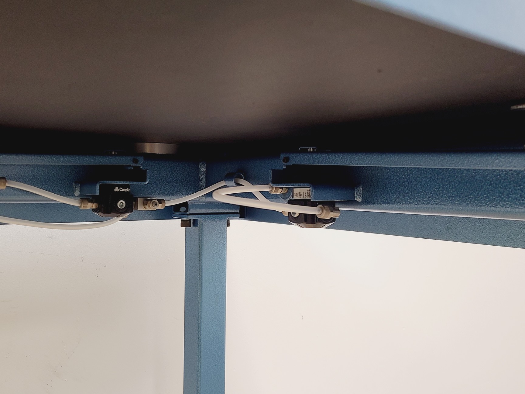 Image of Wentworth Laboratories Model AVT 701 Anti-Vibration Table