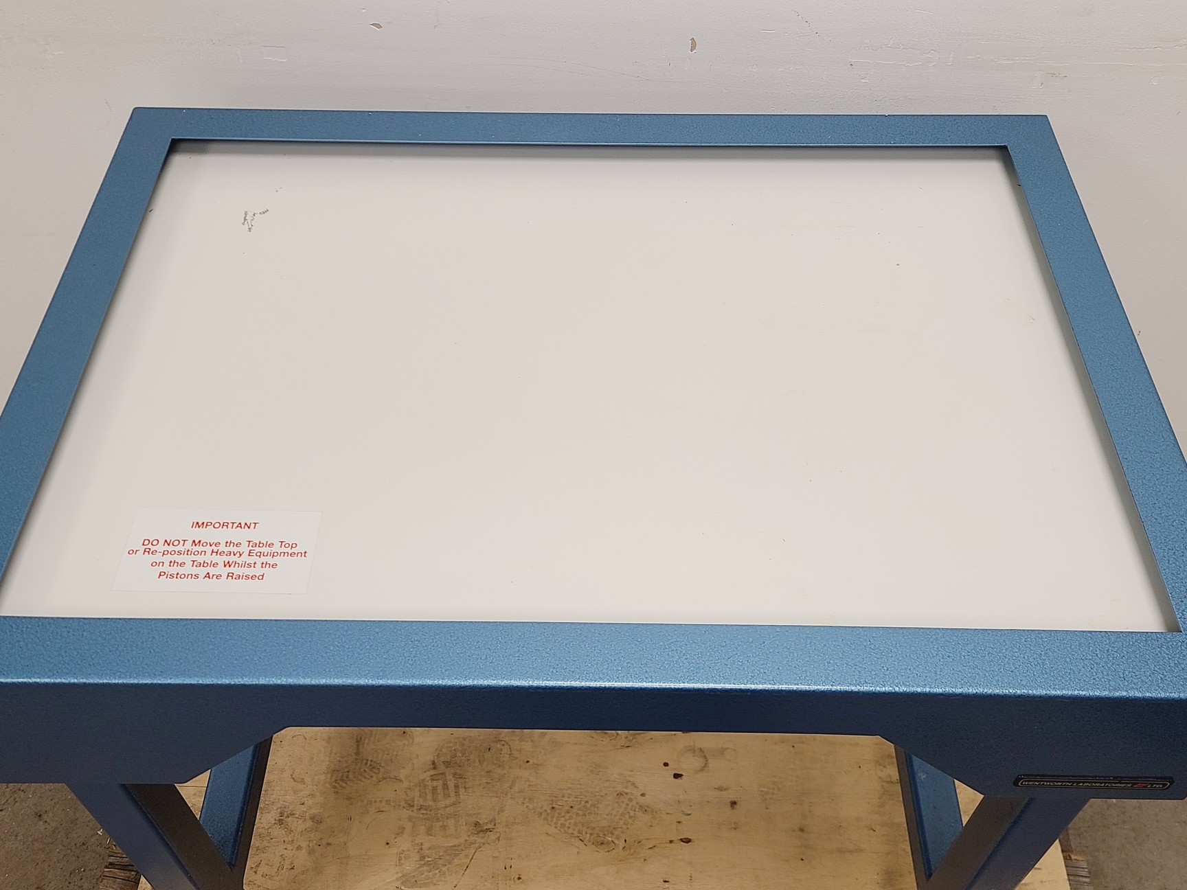 Image of Wentworth Laboratories Model AVT 701 Anti-Vibration Table