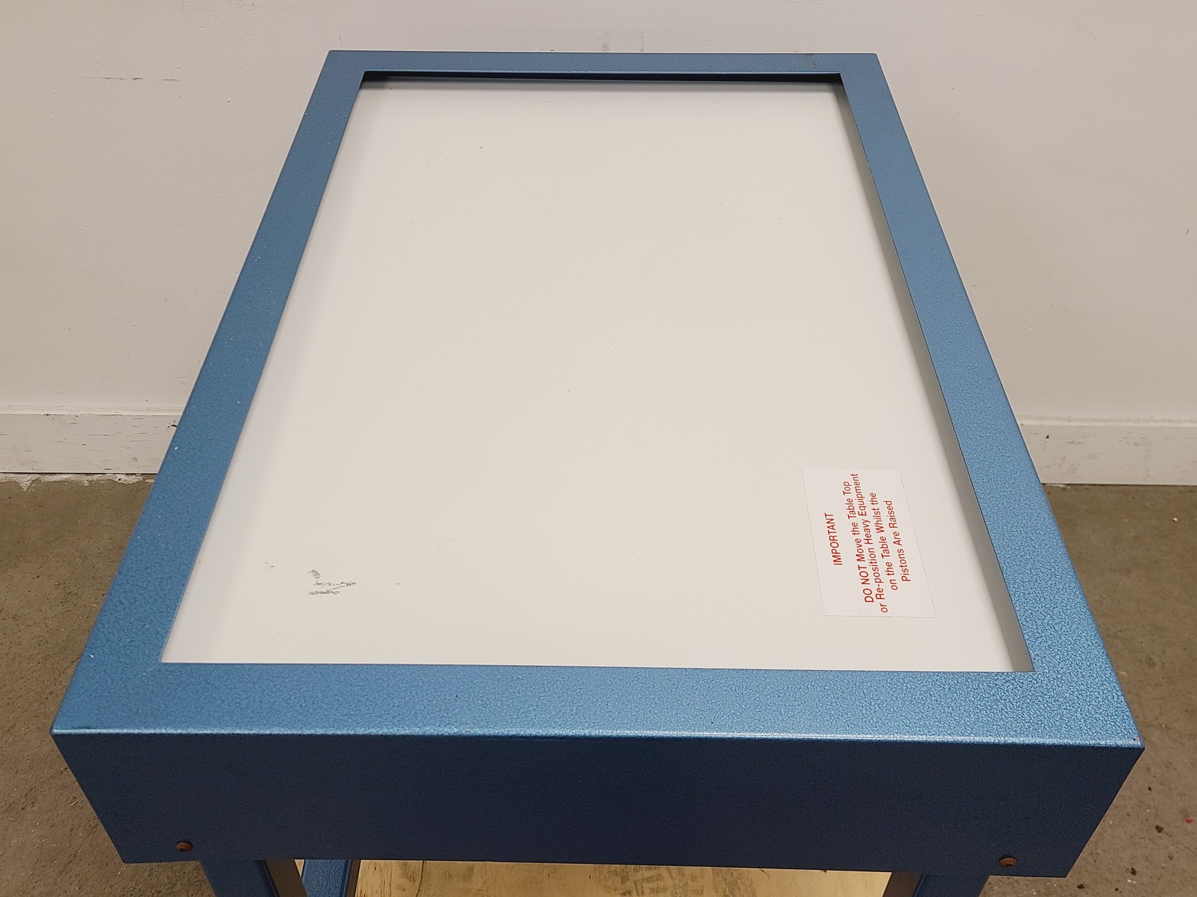Image of Wentworth Laboratories Model AVT 701 Anti-Vibration Table
