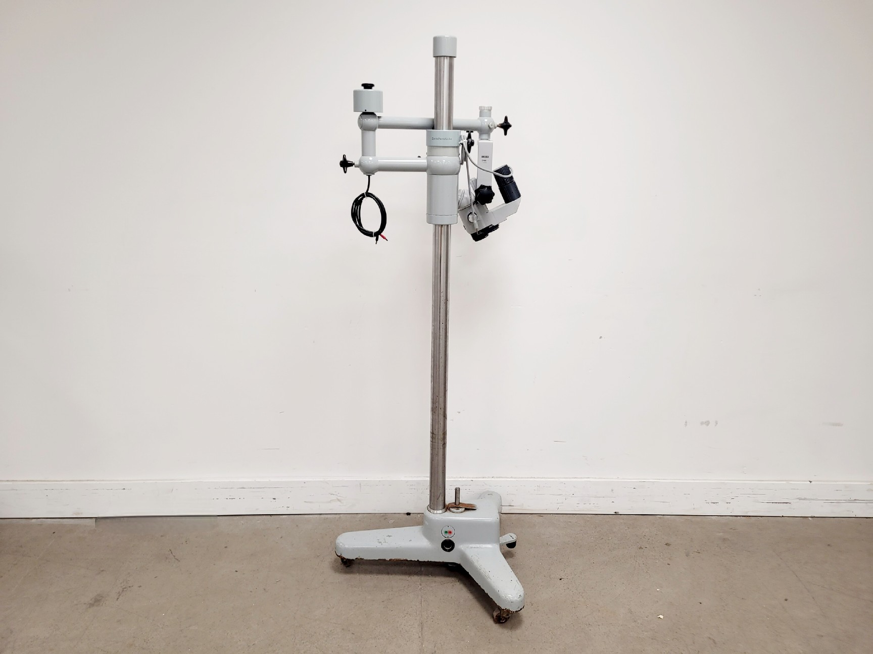 Image of Carl Zeiss OPMI 1 Surgical Microscope Spares/Repair Lab