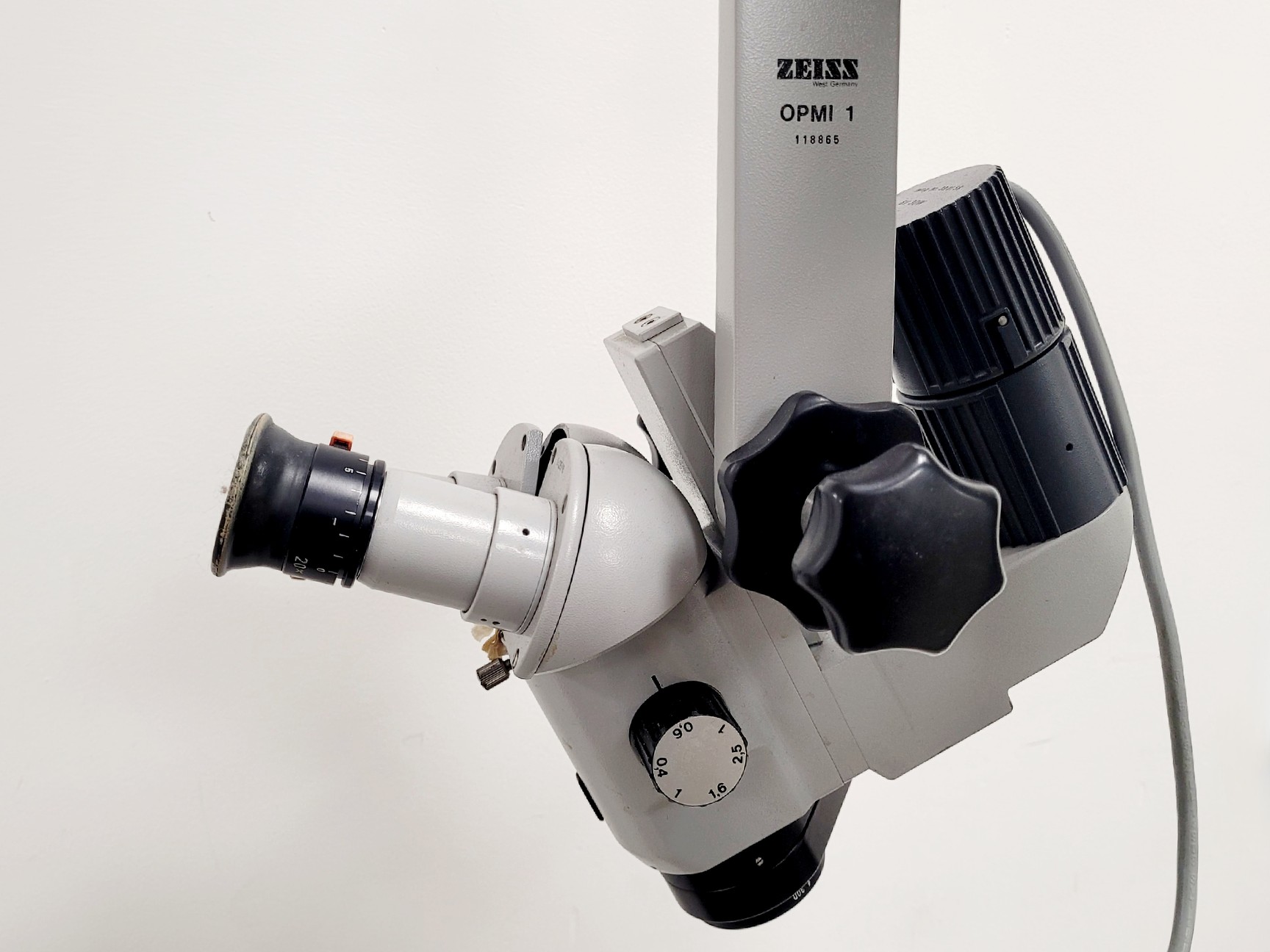 Image of Carl Zeiss OPMI 1 Surgical Microscope Spares/Repair Lab