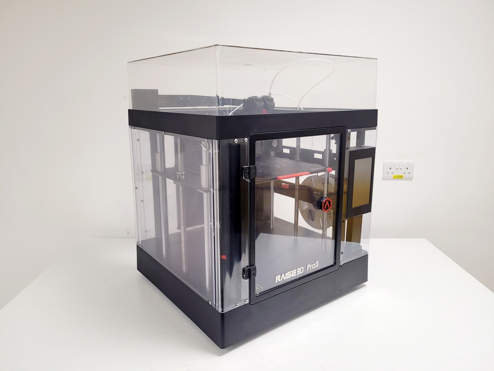 Image of Raise 3D Pro 3 3D Printer w/ PLA, Arctic white, 1.75mm, 1kg
