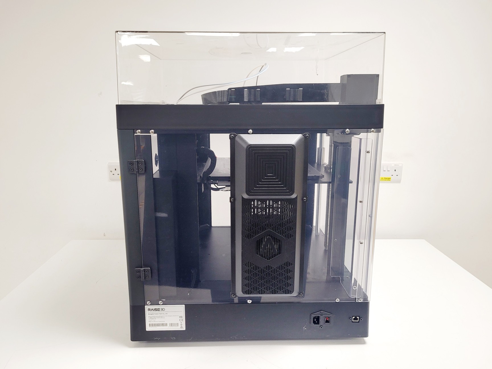 Image of Raise 3D Pro 3 3D Printer