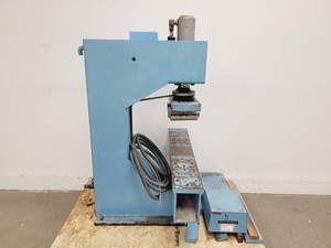 Thumbnail image of Avery Denison 7225 Testing Machine 2000KN Spares/Repair