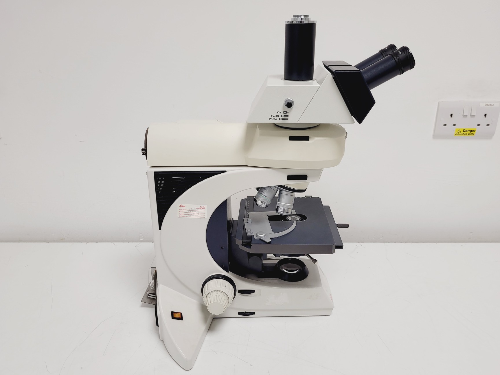 Image of Leica DMLB 020-519.500 Microscope w/ 20/40/100x Objectives Lab