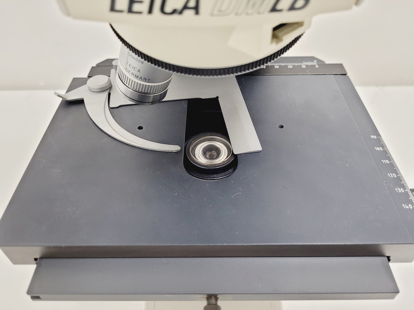 Image of Leica DMLB 020-519.500 Microscope w/ 20/40/100x Objectives Lab