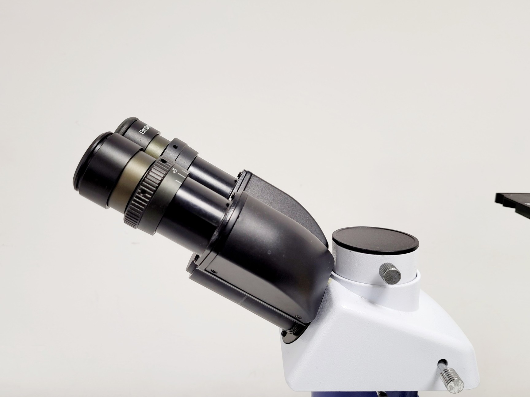 Image of Medline Scientific Inverso TC100 3660.5000M Inverted Microscope Lab
