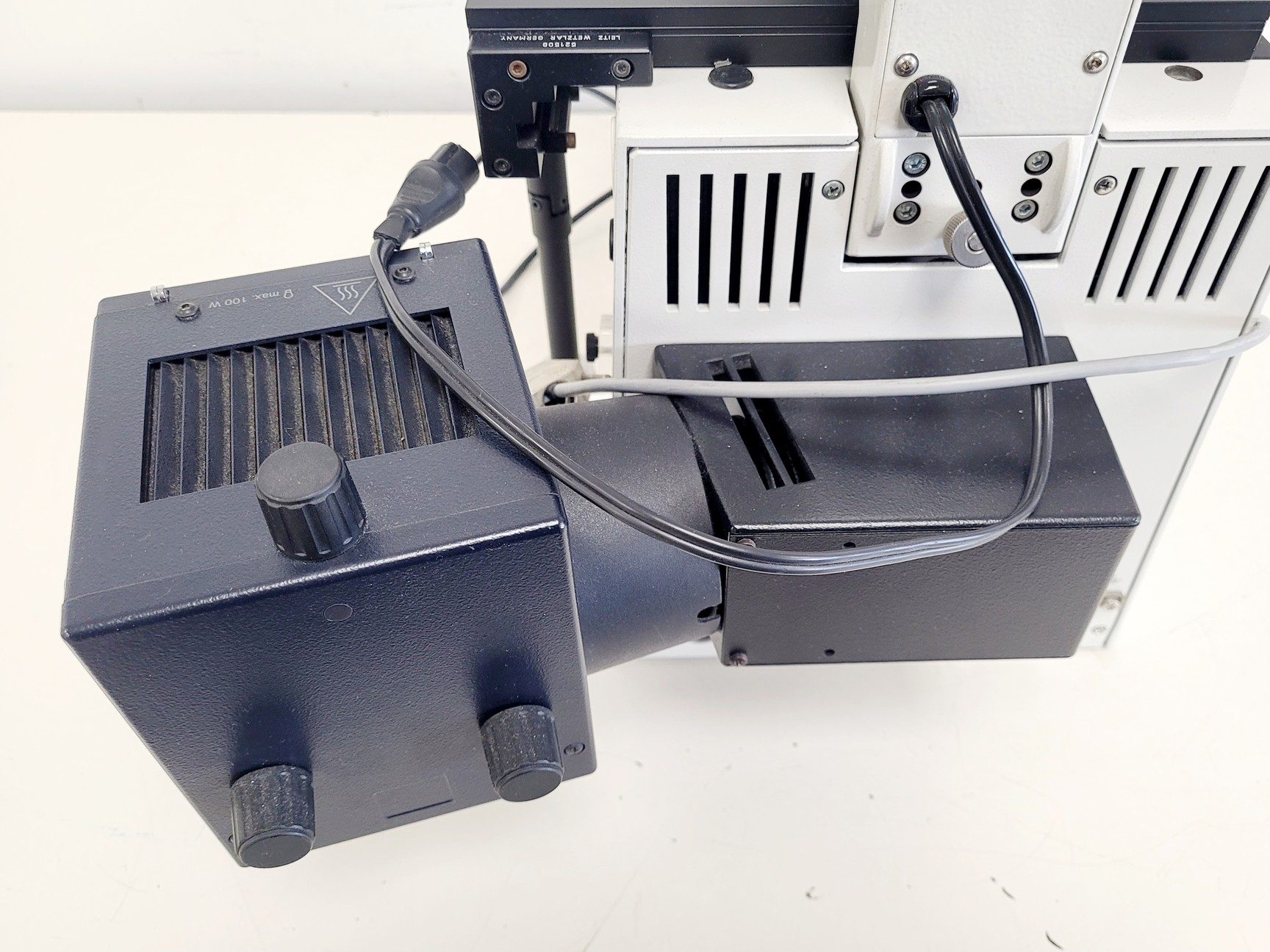 Image of Leica DM IRBE Inverted Microscope Spares/Repair Lab