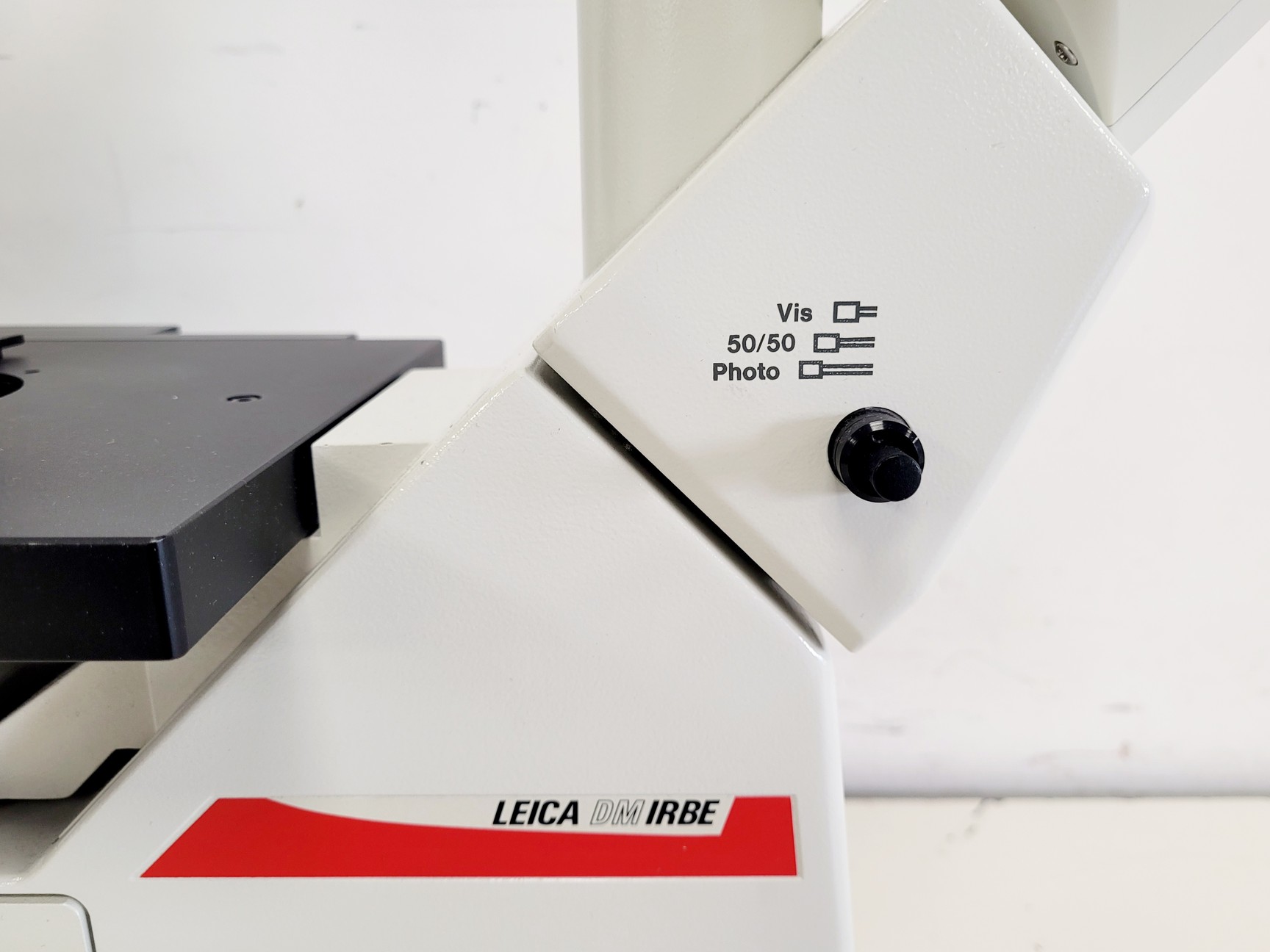 Image of Leica DM IRBE Inverted Microscope Spares/Repair Lab