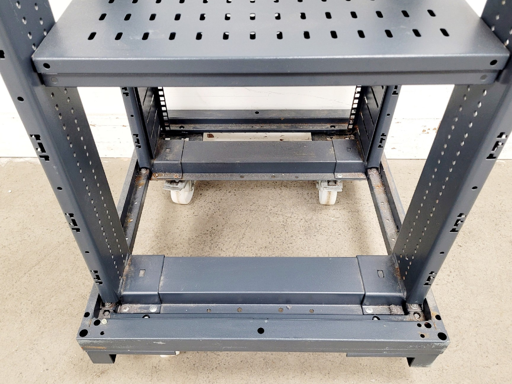 Image of Server Rack 65W x 60D x 210H cm