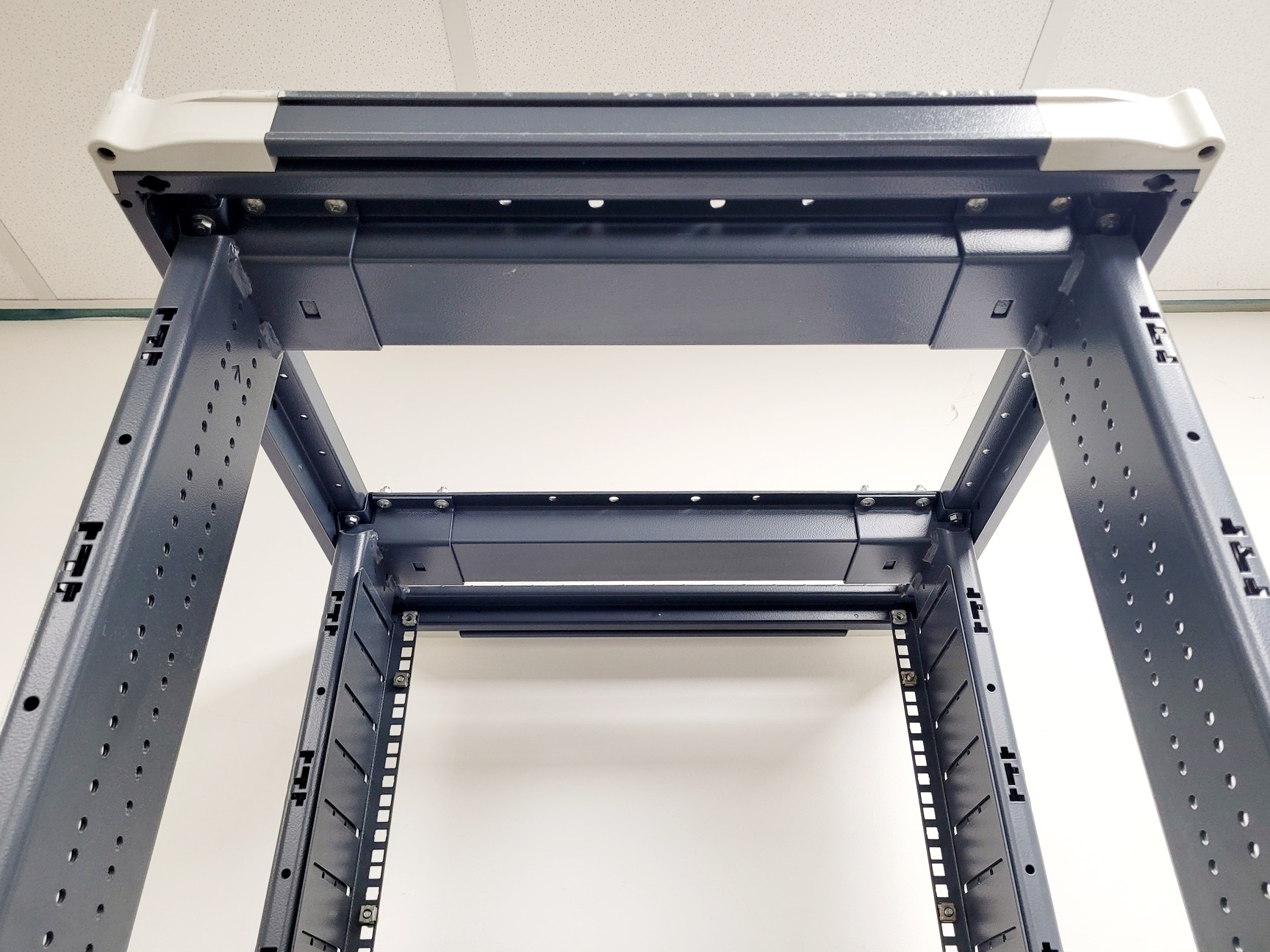 Image of Server Rack 65W x 60D x 210H cm