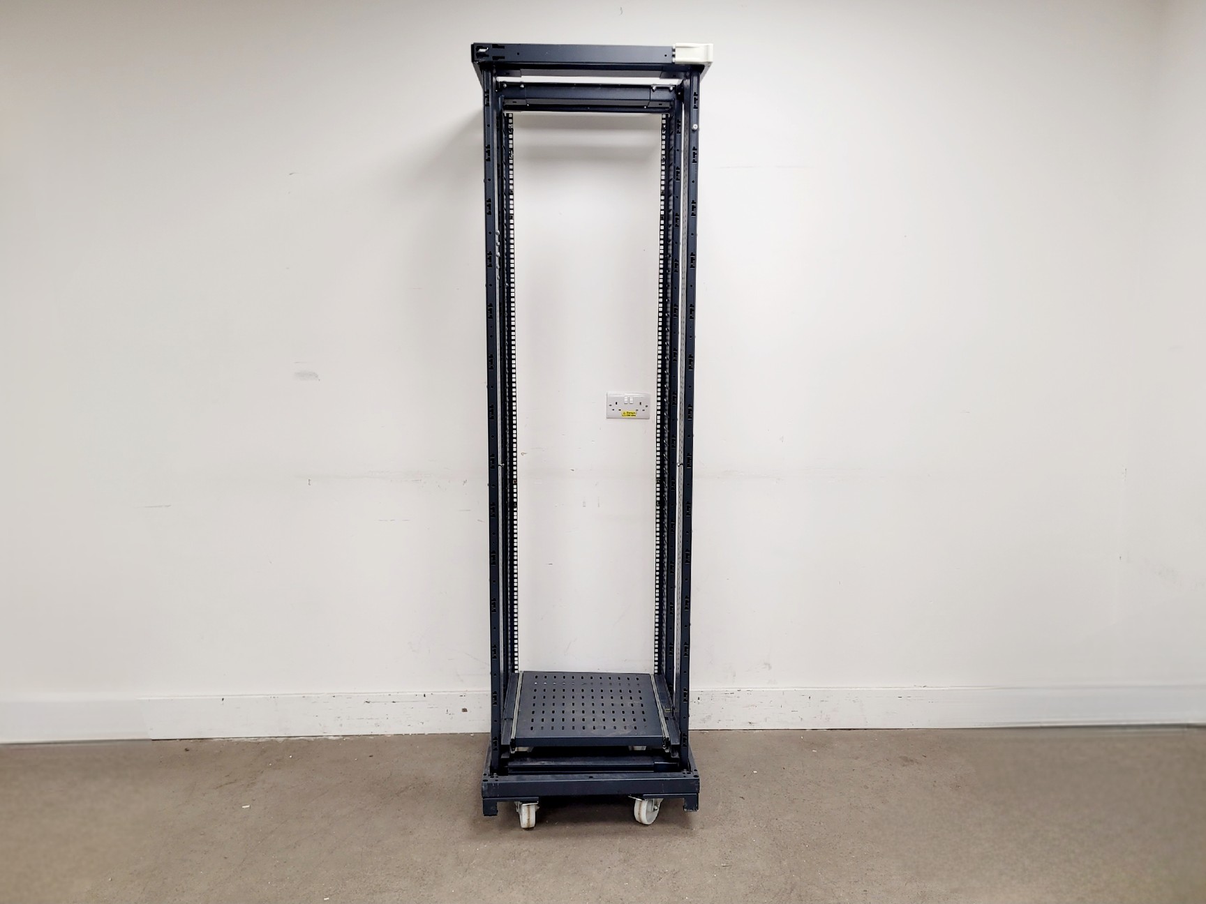Image of Server Rack 65W x 60D x 210H cm