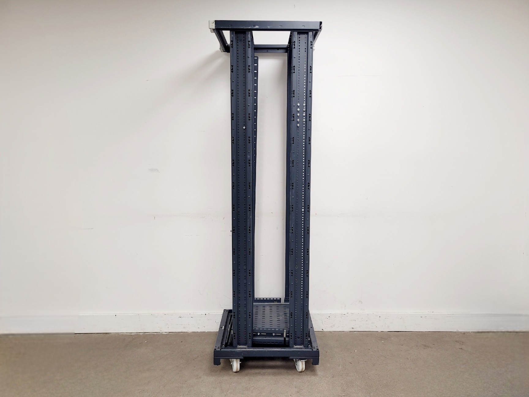 Image of Server Rack 65W x 60D x 210H cm