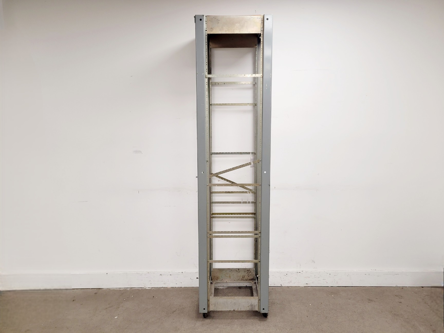 Image of Server Rack 50W x 50D x 220H cm