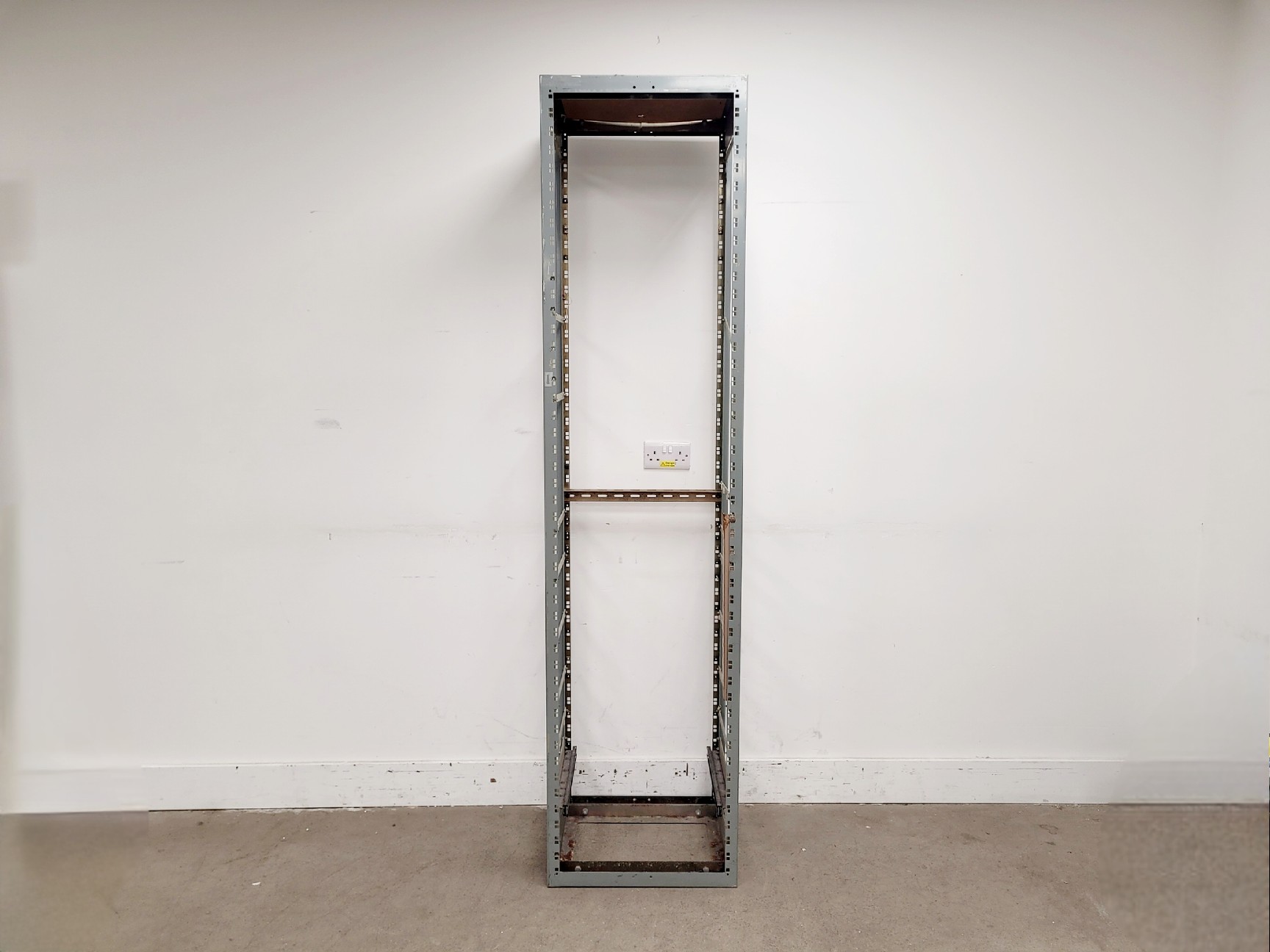 Image of Server Rack 46W x 52D x 213H cm