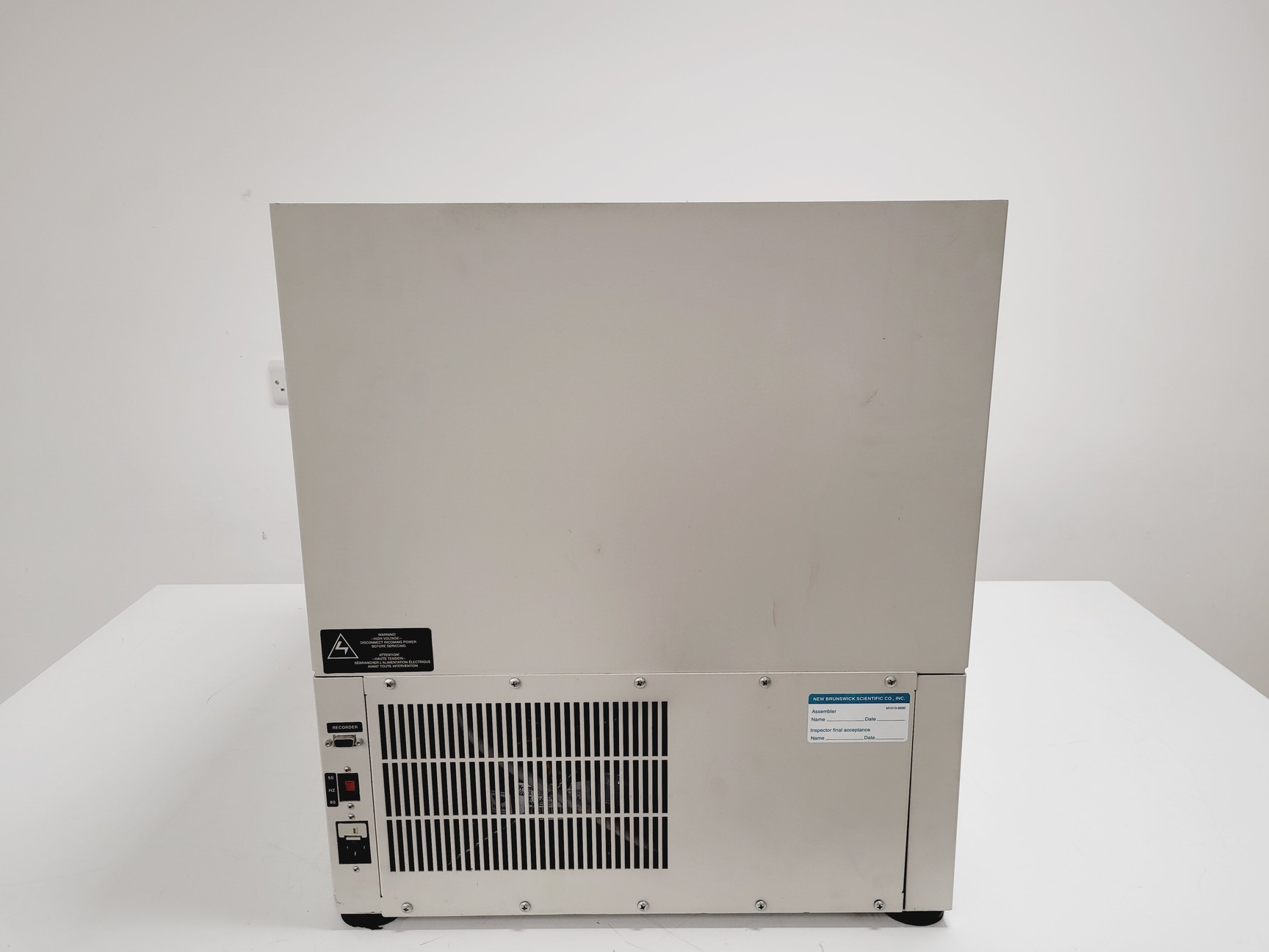 Image of New Brunswick Scientific Classic Series C24KC Refrigerated Incubator Shaker