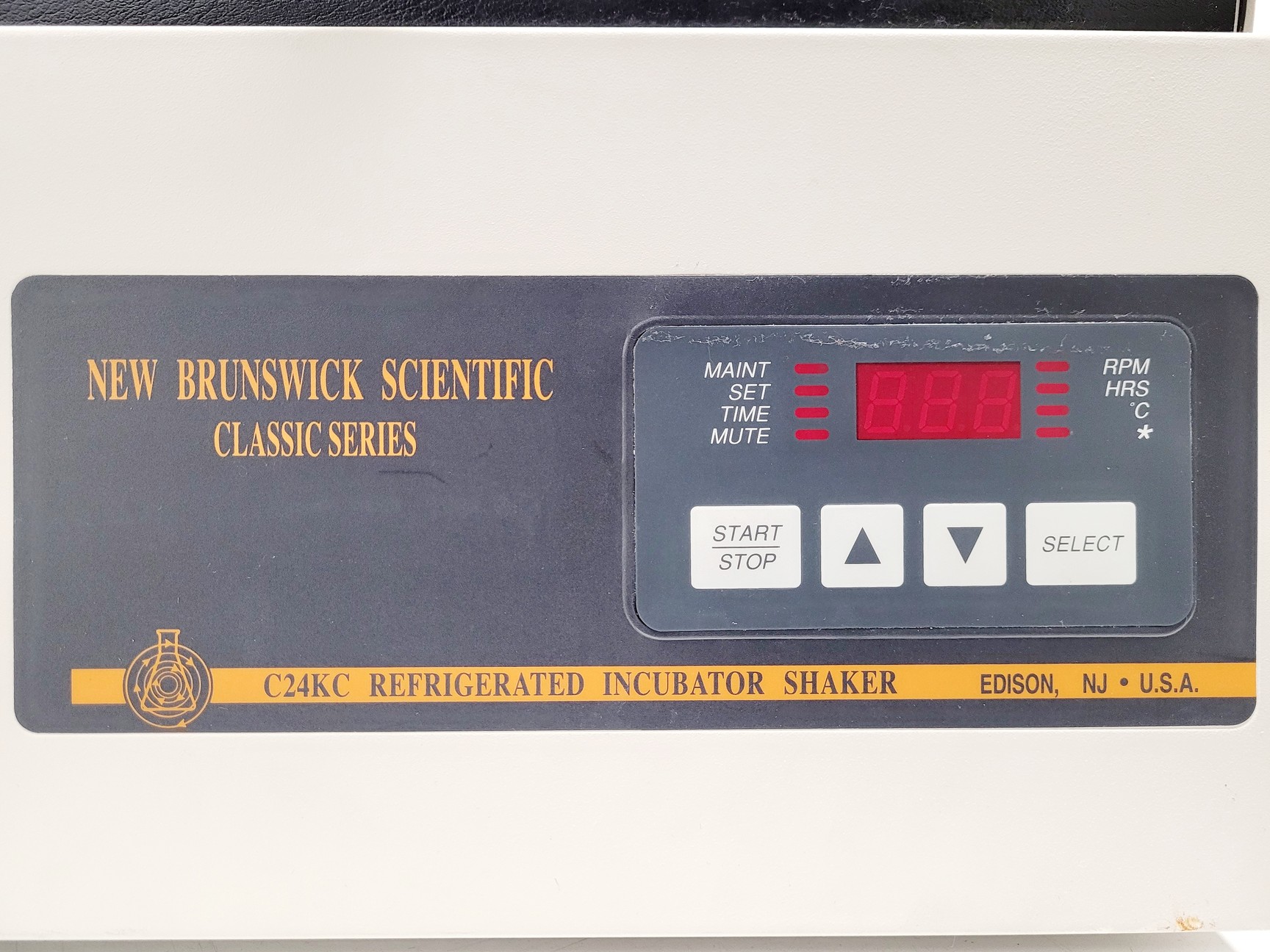 Image of New Brunswick Scientific Classic Series C24KC Refrigerated Incubator Shaker