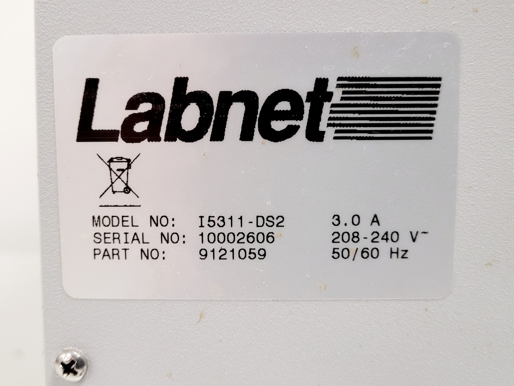 Image of LabNet Model 311DS Shaking Incubator Lab