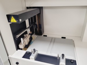 Thumbnail image of Biosensor BIAcore 2000 Code BR-1002-25 SPR System Lab