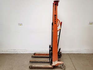 Thumbnail image of Hudswell Sherpa Model 300 Manual Hydraulic Lifter Stacker