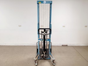 Thumbnail image of HanseLifter Manual Stacker Model SDJ1516-01